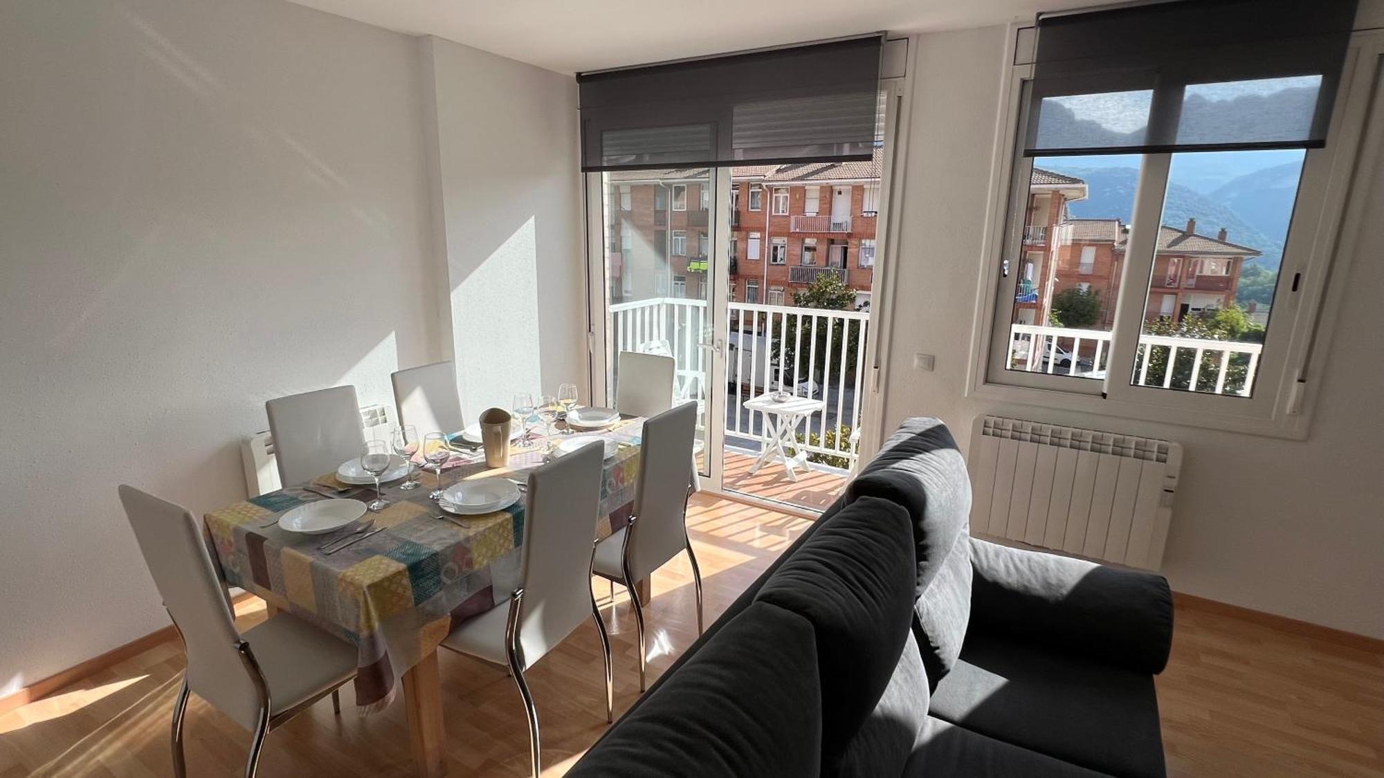 Apartament Acollidor Al Bergueda 6P Sant Jordi de Cercs Exterior photo