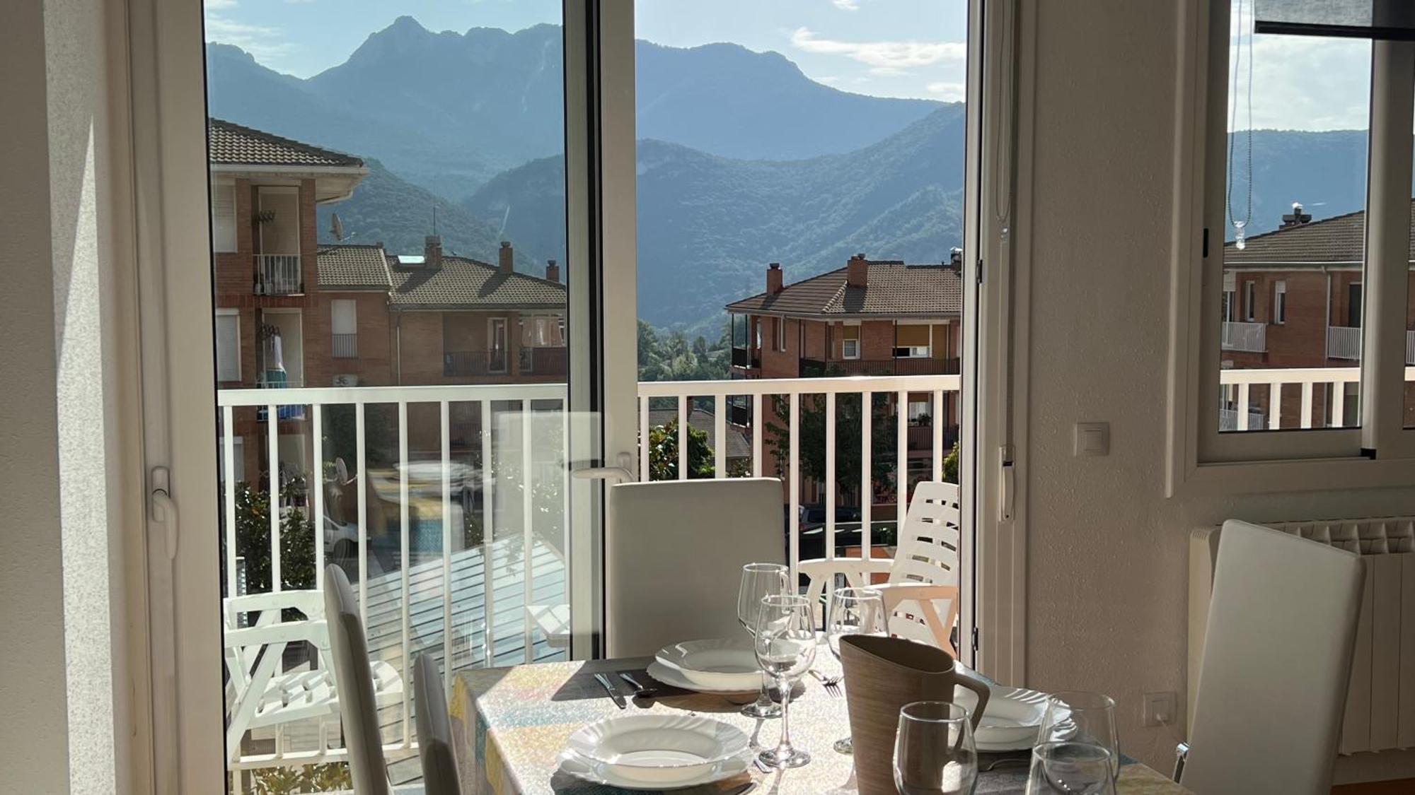 Apartament Acollidor Al Bergueda 6P Sant Jordi de Cercs Exterior photo
